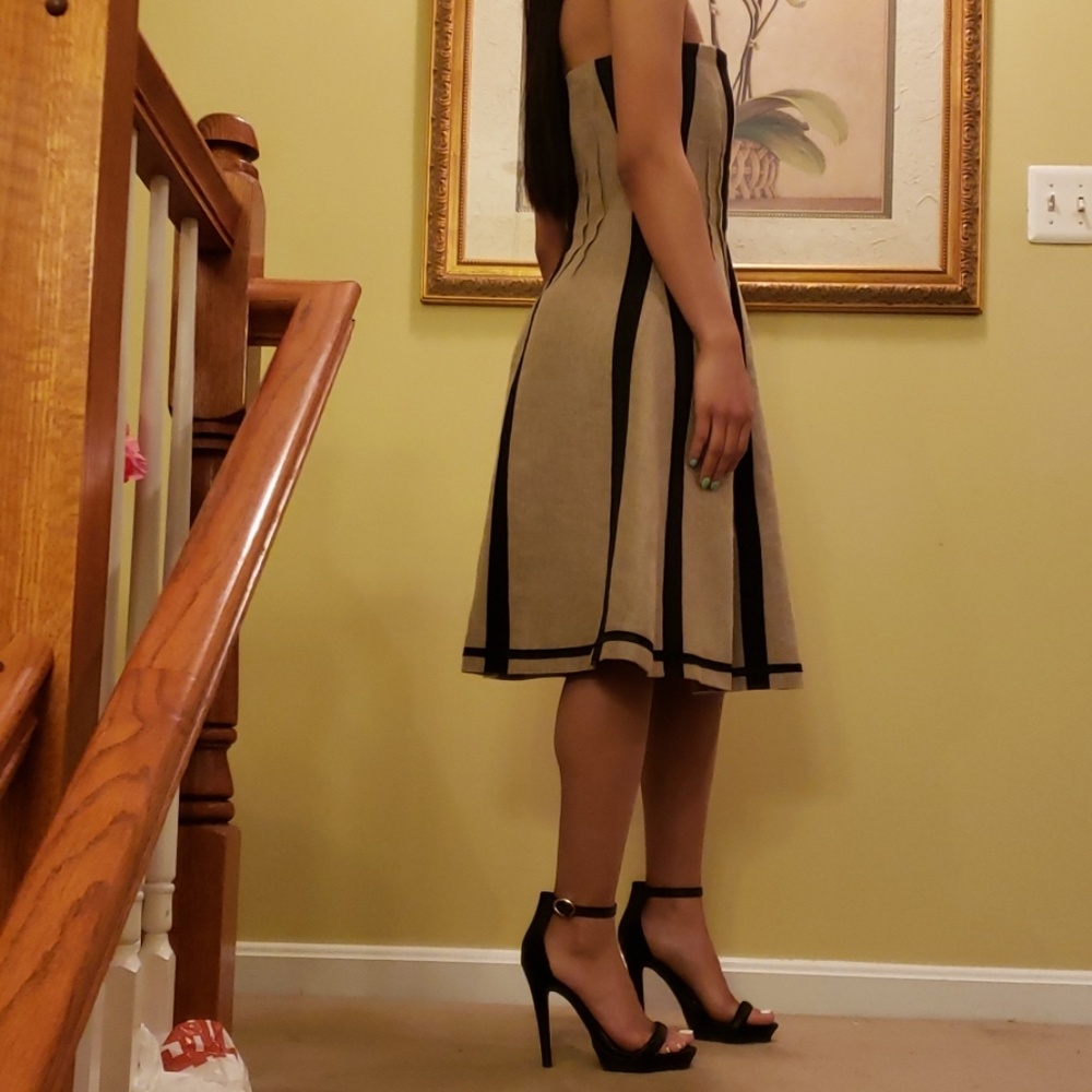 Dolce and Gabbana structured dress - Picture 2 of 8